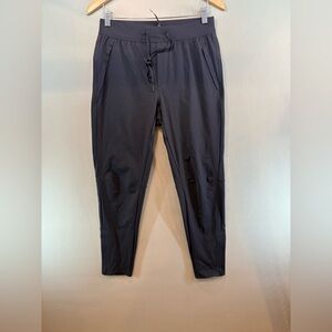 NWOT Ten Thousand Interval Pants Mens Small Black Joggers Ankle Zip Training Gym
